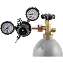 Load image into Gallery viewer, KOMOS® Premium Dual Gauge CO2 Regulator | Industrial-grade | 0–60 PSI operating range | 1/4&quot; flare