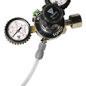 KOMOS® Premium Dual Gauge CO2 Regulator | Industrial-grade | 0–60 PSI operating range | 1/4" flare